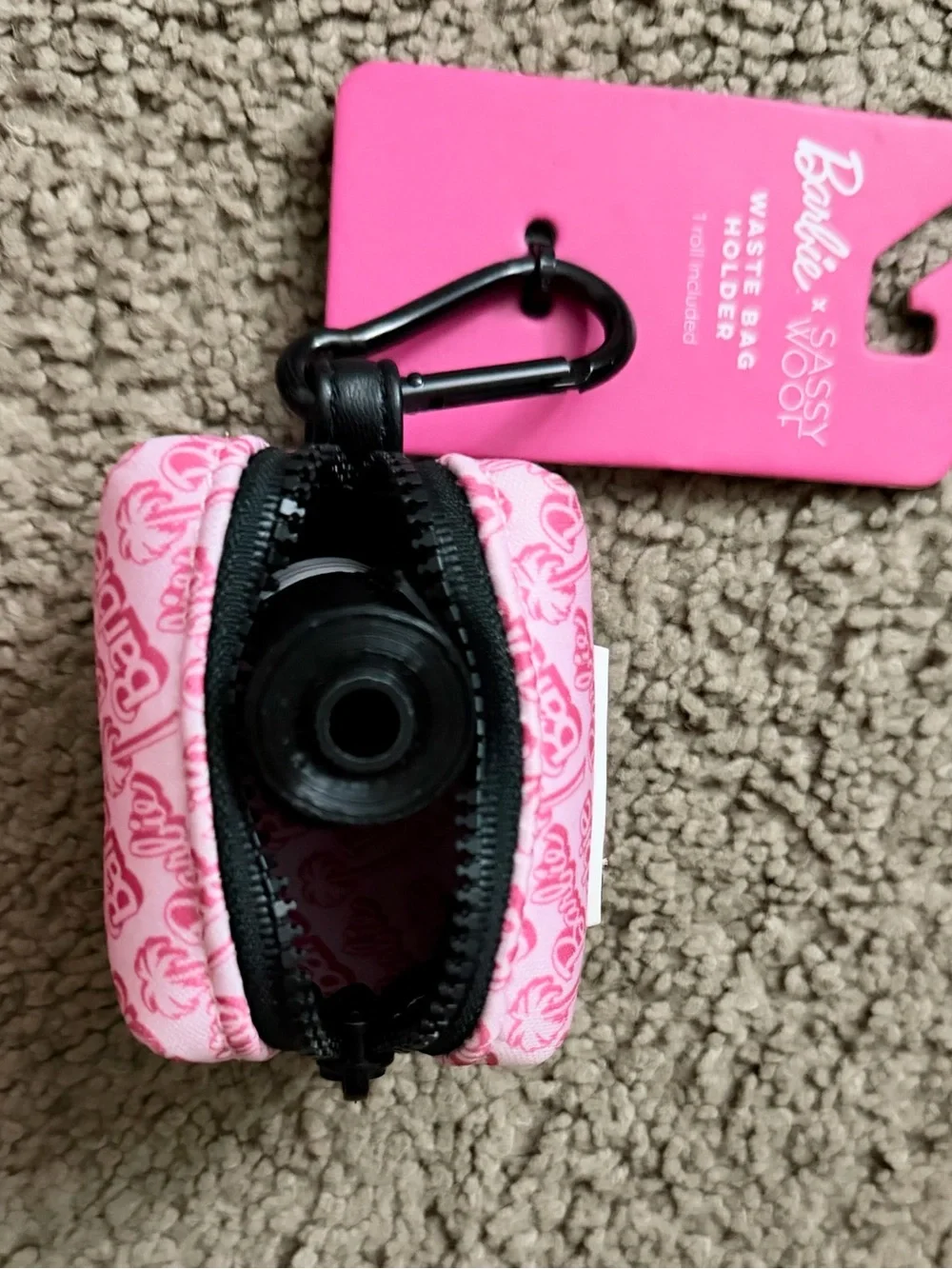 Barbie Pink Fabric Leash with Matching Pink Waste Bag Dispenser